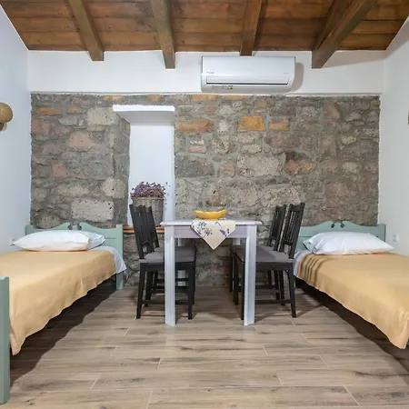Appartamento Ρίζες - Rizes Repanidhion Esterno foto