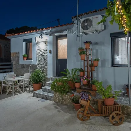Appartamento Ρίζες - Rizes Repanidhion Esterno foto