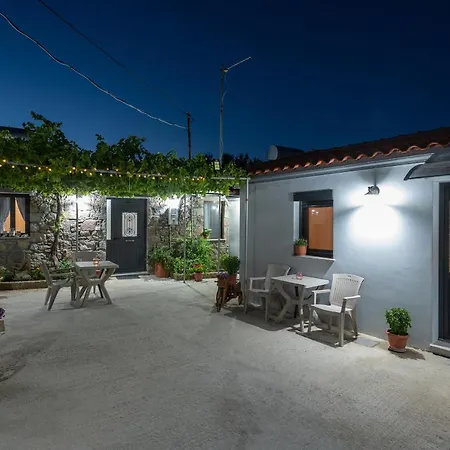 Appartamento Ρίζες - Rizes Repanidhion Esterno foto